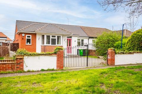 4 bedroom semi-detached house for sale, Rayleigh, Rayleigh SS6
