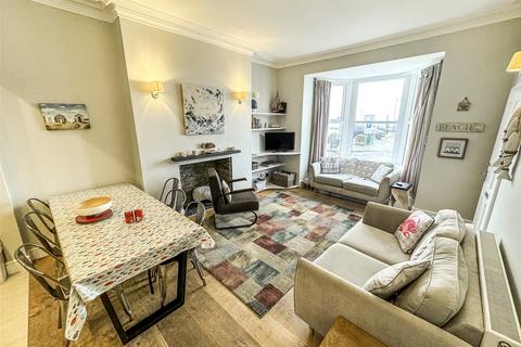 3 bedroom flat for sale, Bodfor Terrace, Aberdyfi, Gwynedd, LL35