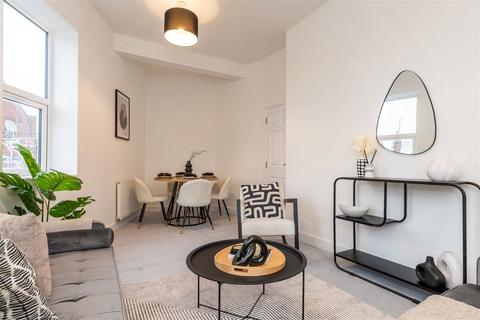 2 bedroom flat for sale, Newton Road, Rushden NN10