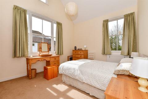 3 bedroom semi-detached house for sale, Eythorne Road, Shepherdswell, Dover, Kent