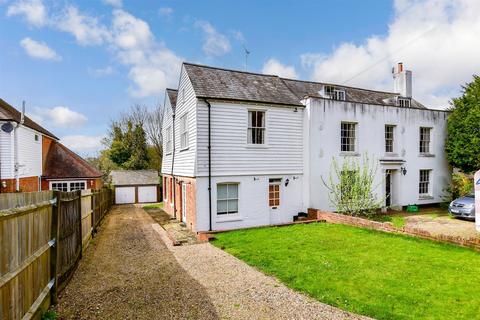 Whitehall Inn Stables Eythorne Road, Shepherdswell, Dover, CT15 7PB