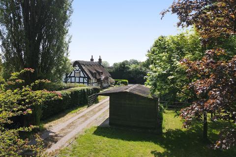 3 bedroom cottage for sale, Foxcovert Lane, Lower Peover, WA16