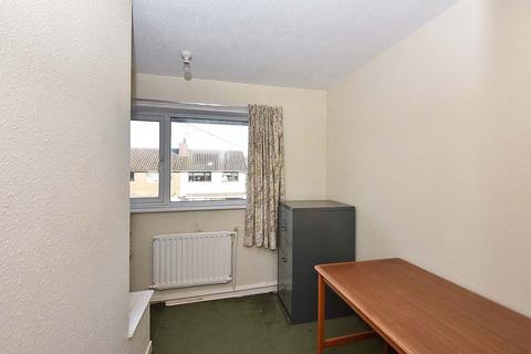 42 Boothfields, Knutsford, WA16 8JU