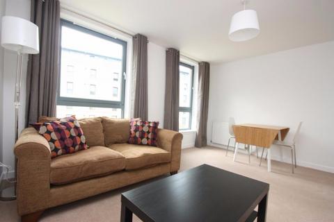 2 bedroom flat to rent, Handyside Place, Slateford, Edinburgh, EH11