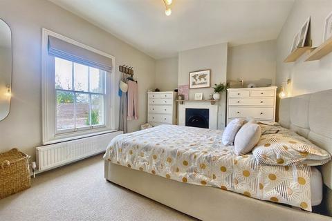2, Mount Pleasant Cottages Mount Pleasant, Kings Worthy, Winchester, SO23 7QU