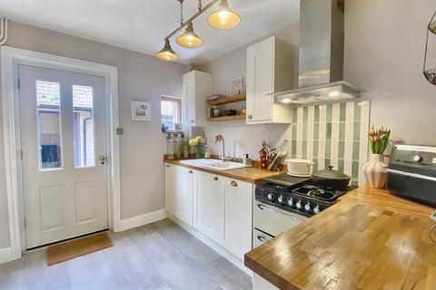 2, Mount Pleasant Cottages Mount Pleasant, Kings Worthy, Winchester, SO23 7QU