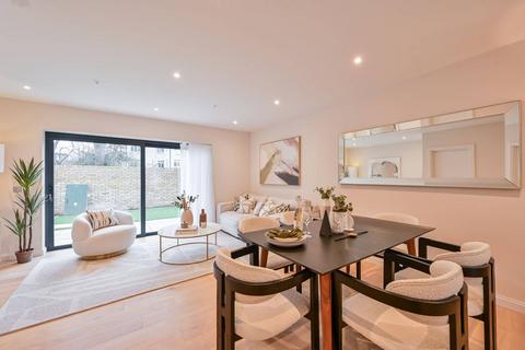 4 bedroom house for sale, Land At Rear Of Robins Court, Clapham Park SW4
