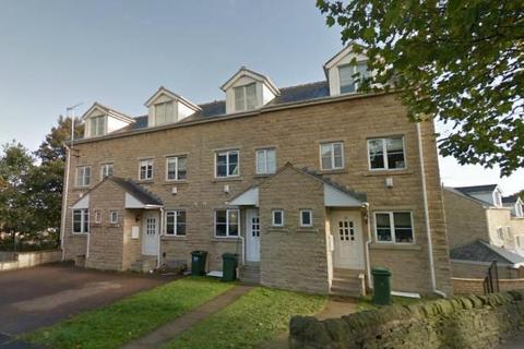 3 bedroom house to rent, Pellon Terrace, Bradford, West Yorkshire, UK, BD10
