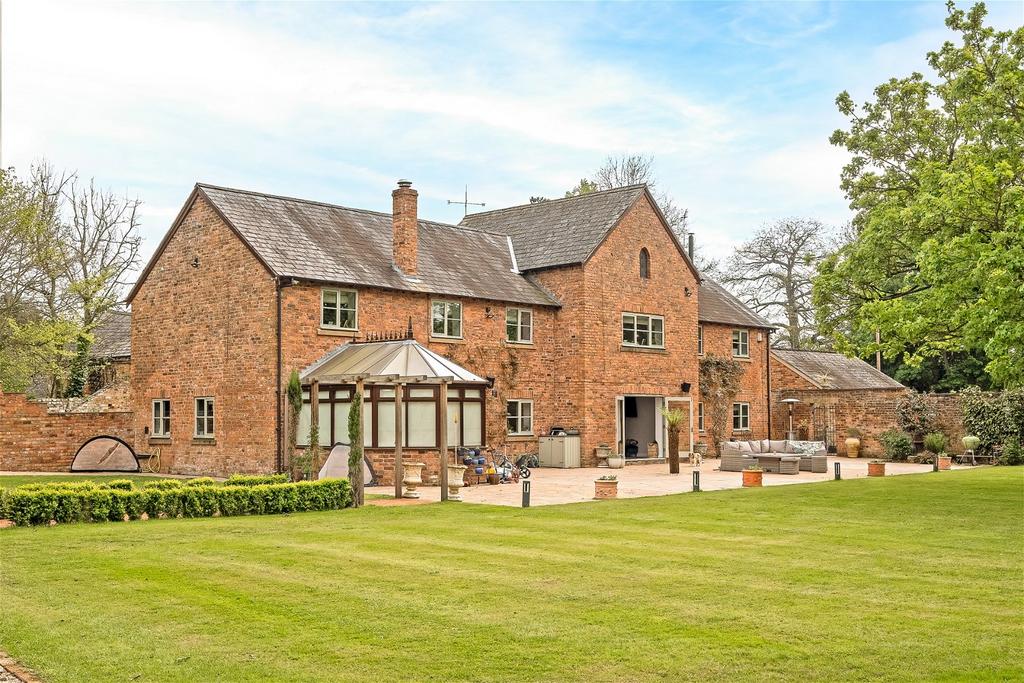 Burton Road, Wrexham LL12 4 bed detached house for sale £1,100,000