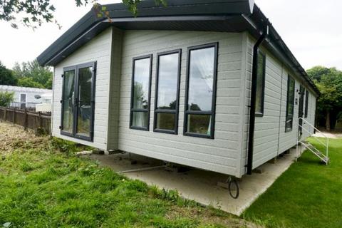 2 bedroom lodge for sale, Ferryfields Holiday Park, , Station Road TN36