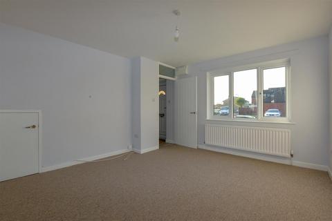 3 bedroom terraced house to rent, Pelham Court, Bridgwater TA6
