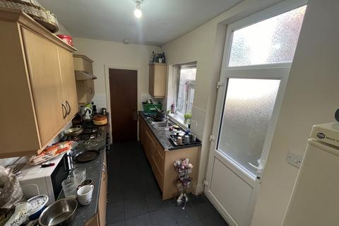 4 bedroom terraced house to rent, Manilla Road, Selly Park B29