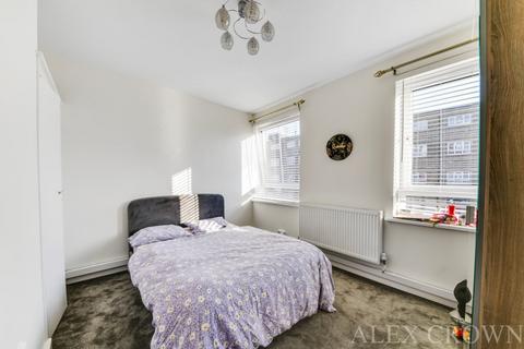 2 bedroom flat for sale, Millpond Estate, West Lane, Bermondsey