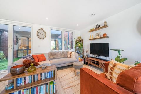 Apartment 1, 3 Gaumont Place, London, SW2 4FZ