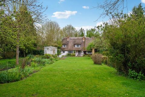 5 bedroom detached house for sale, Gubblecote, Nr Tring