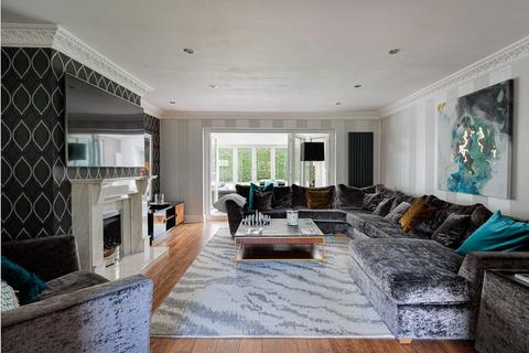 7 Anglesey Drive, Poynton, Stockport, SK12 1BT