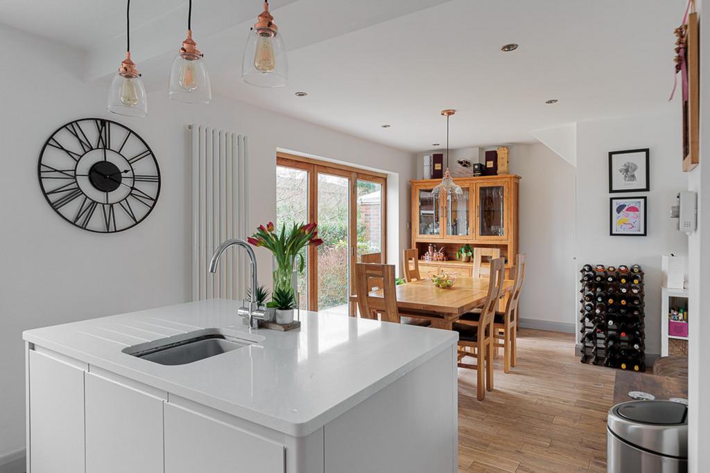 The Circuit, Alderley Edge, SK9 4 bed semidetached house for sale £550,000