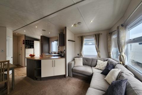 2 bedroom static caravan for sale, Birchington Vale Holiday Park