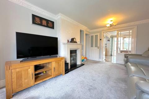 4 Burleigh Close, Willenhall, WV12 4SB