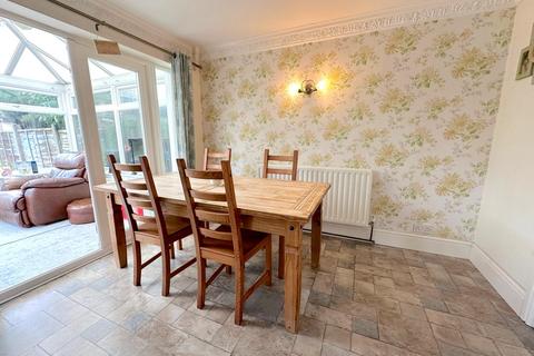 4 Burleigh Close, Willenhall, WV12 4SB