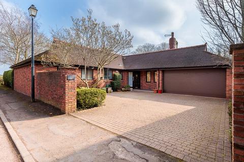 3 bedroom detached bungalow for sale, Westage Lane, Great Budworth, CW9