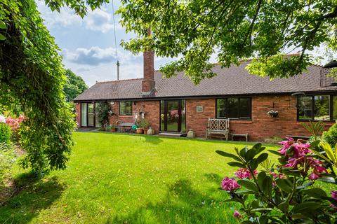 3 bedroom detached bungalow for sale, Westage Lane, Great Budworth, CW9