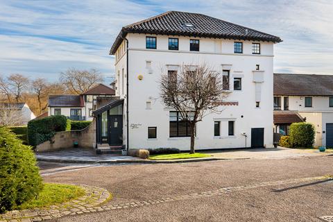 4 bedroom detached house for sale, Central Knutsford