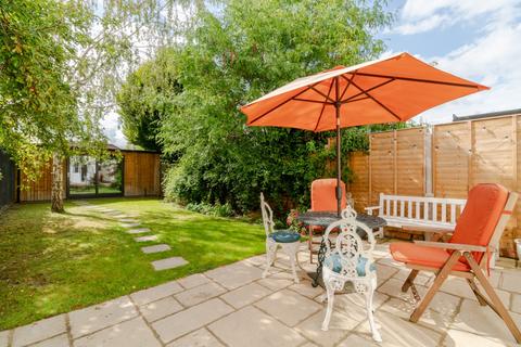 11 Moorend Crescent, Cheltenham, GL53 0EJ
