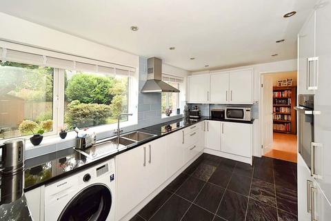 3 bedroom detached house for sale, Lodge Road, Knutsford, WA16