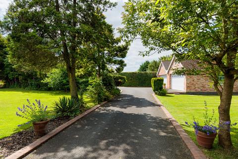 4 bedroom detached house for sale, Plumley Moor Road, Plumley, WA16