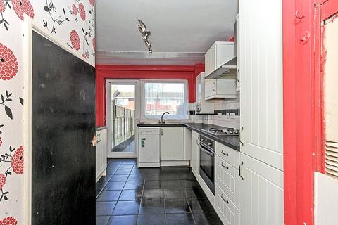 3 bedroom terraced house for sale, Honeyball Walk, Teynham, Sittingbourne, Kent, ME9
