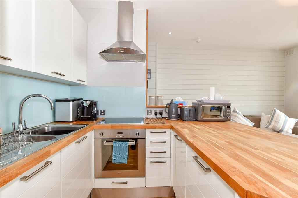 Kitchen/Lounge