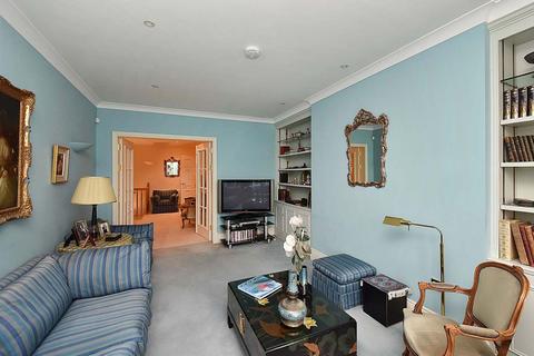 3 bedroom apartment for sale, St. Hilarys Park, Alderley Edge, SK9