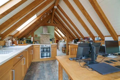 Holly Lodge Station Road, Marlow, SL7 1NW