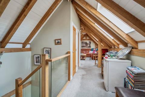 Holly Lodge Station Road, Marlow, SL7 1NW