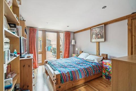 Holly Lodge Station Road, Marlow, SL7 1NW