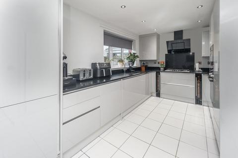 19 Bamburgh Close, Amble, Morpeth, NE65 0GR