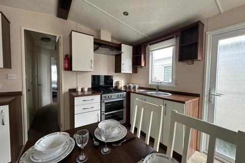 2 bedroom static caravan for sale, Chichester Lakeside Holiday Park