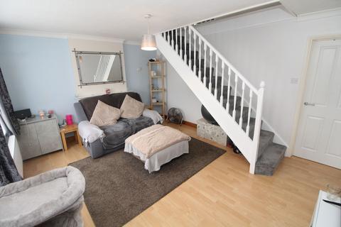 2 bedroom end of terrace house for sale, Waterlow Close, Newport Pagnell