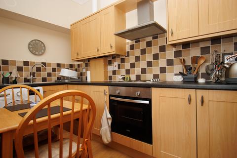 2 bedroom flat for sale, Bridlington Street, Hunmanby YO14