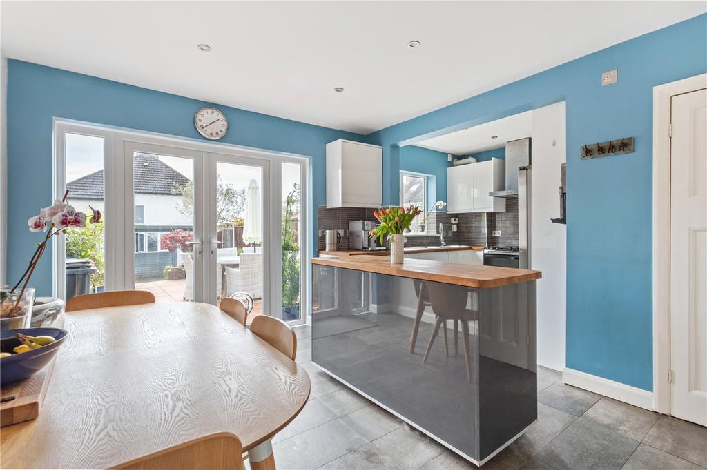 Kitchen/Dining Room