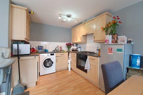 2 bedroom apartment for sale, Compair Crescent, Ipswich