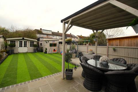 5 Nelson Road, Rainham, RM13 8AU