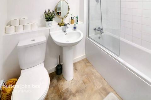 14 Britten Crescent, Moulton, Northwich, CW9 8XA