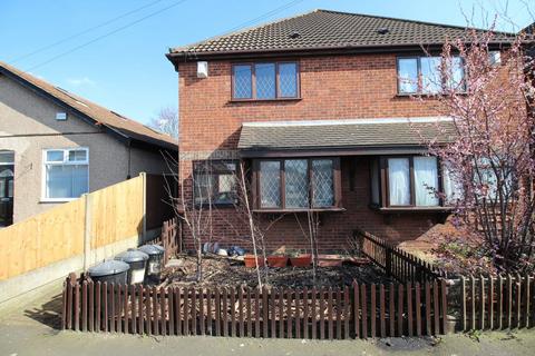 1 bedroom semi-detached house to rent, Betterton Road, Rainham RM13