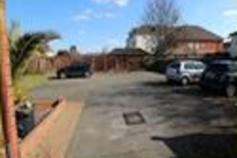 1 bedroom semi-detached house to rent, Betterton Road, Rainham RM13