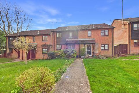 2 bedroom terraced house for sale, Goose Acre, Chesham, Buckinghamshire, HP5