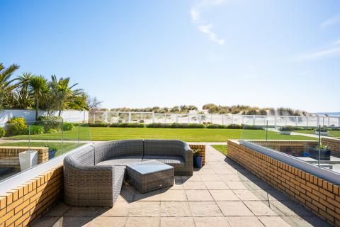 4 bedroom house for sale, Banks Road, Sandbanks, Poole, Dorset, BH13