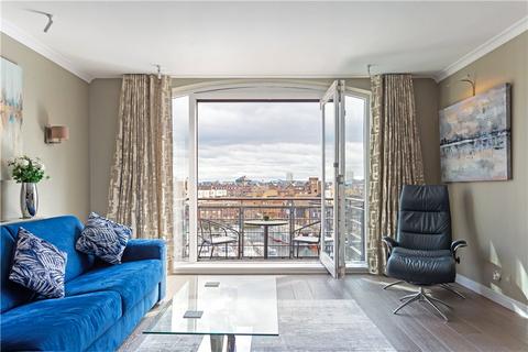2 bedroom flat for sale, Merganser Court, Star Place, London, E1W