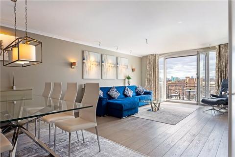 2 bedroom flat for sale, Merganser Court, Star Place, London, E1W